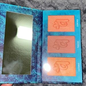 Alamar cosmetics blush trio